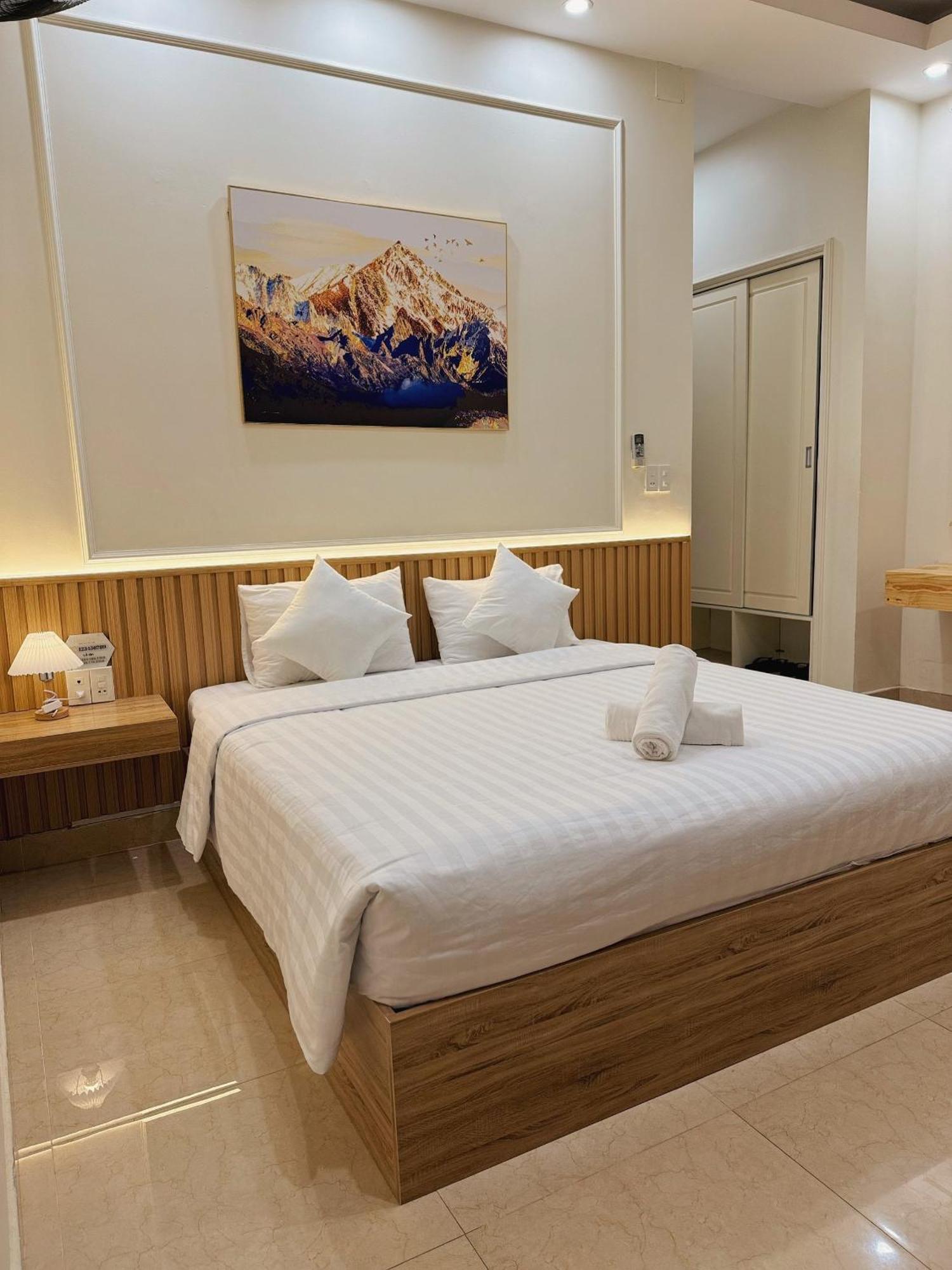 Elisa Hotel Pleiku Kültér fotó